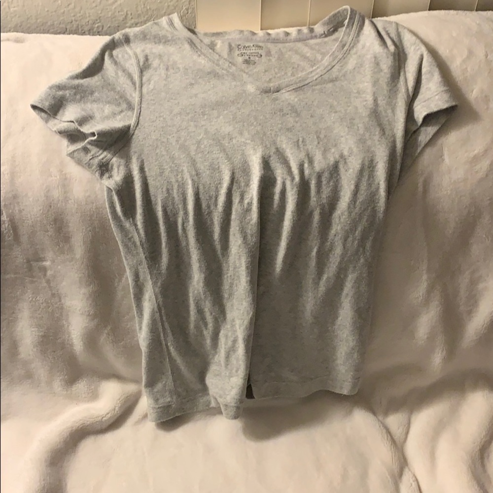 Grey T